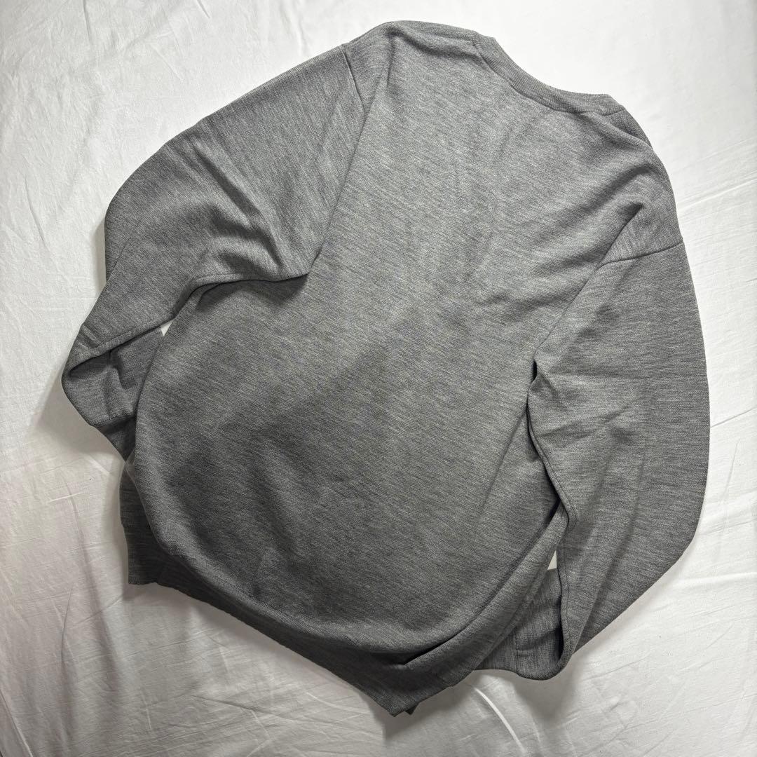 JOHN SMEDLEY イングランド製 グレー 前Vガゼットスウェットイギリス