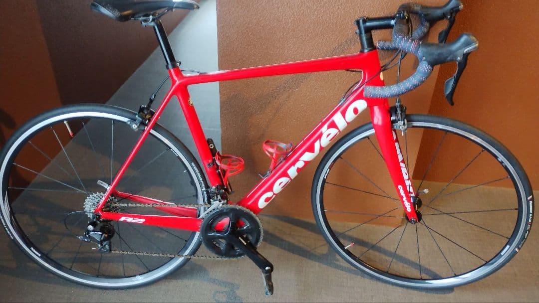 美品　Cervelo　サーヴェロ　R2 105　大阪　2018年　フルカーボン