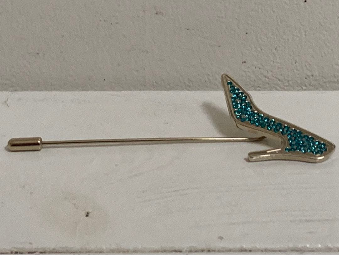 Farragamo VINTAGE ITALY製 パンプスデザイン ピンブローチ