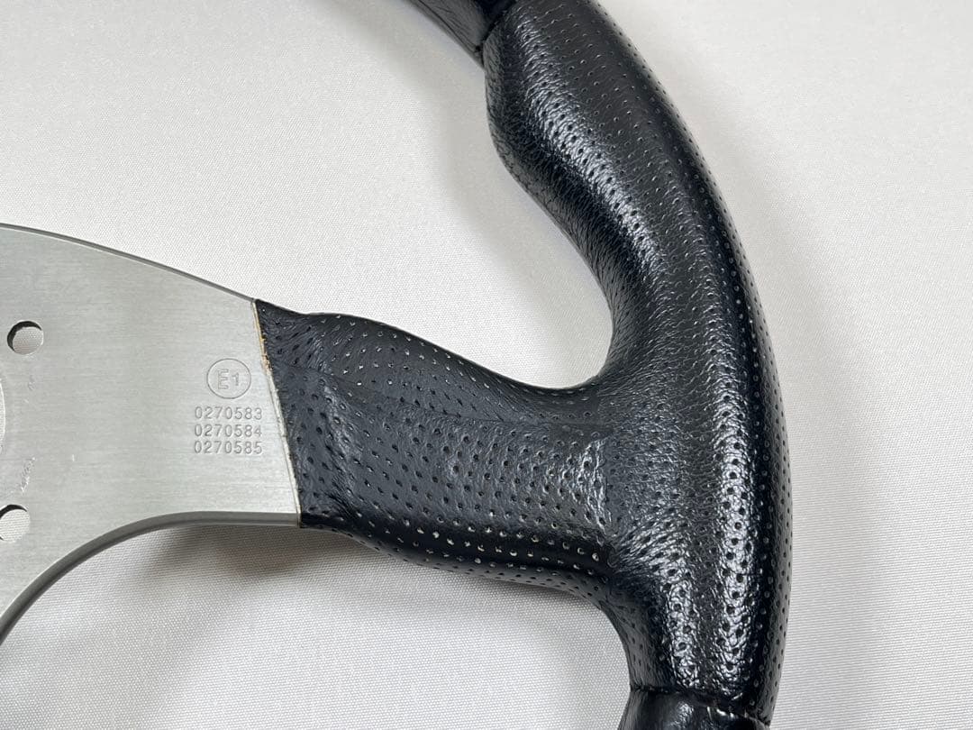 MOMO RACE 35cm TYP D35 KBA 70116 ステアリング