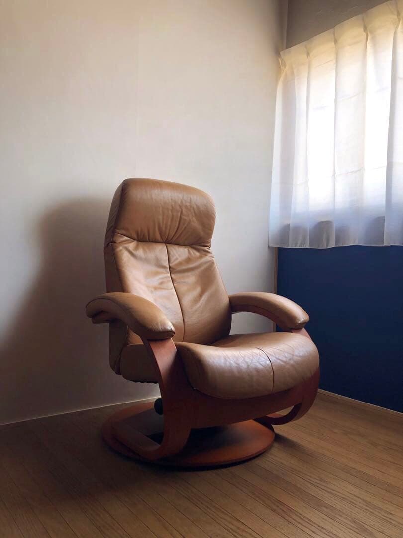 シモンズ フィヨルド リクライニング ラウンジソファ 回転式 本革張り 北欧家具