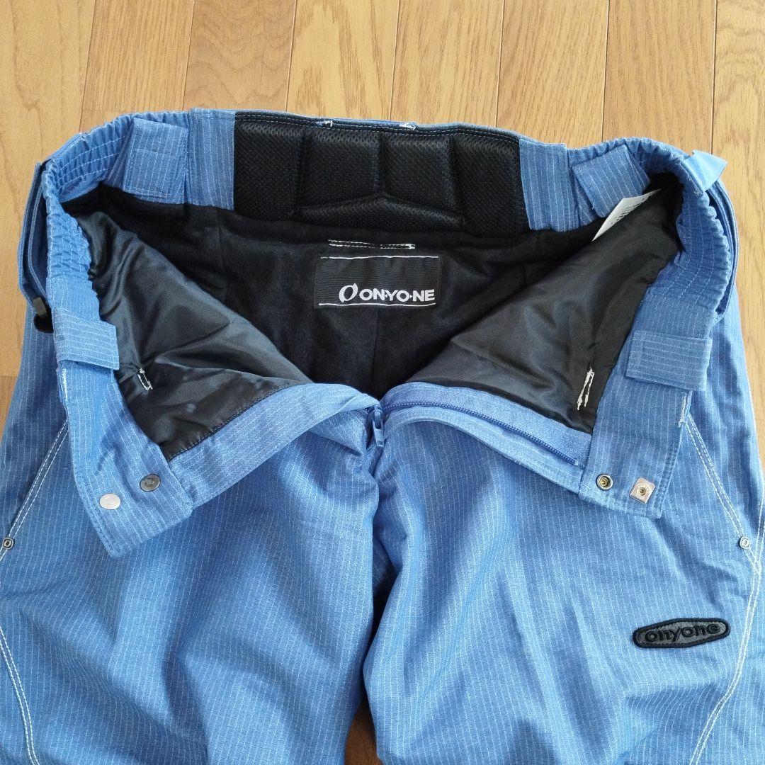 【希少・極美品】ONYONE　スキーウェア　L　上下