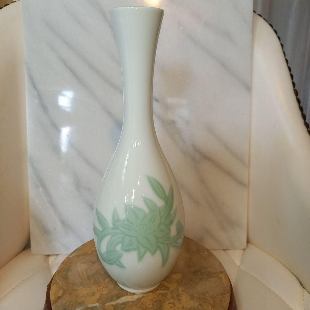 の*り様 井上萬二　百合　花　花瓶　壺　緑　茶器