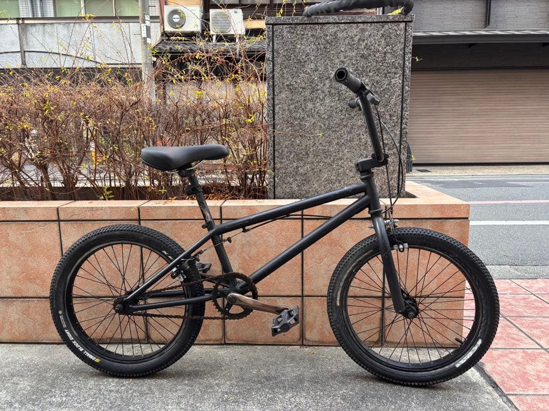 ブラック BMX 20インチ 自転車