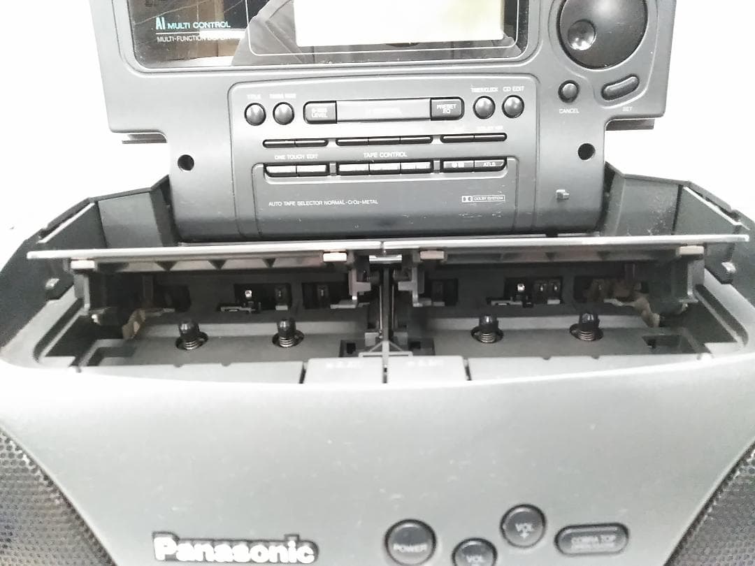 パナソニック ポータブルステレオCDラジカセコブラトップ RX-DT707 ●