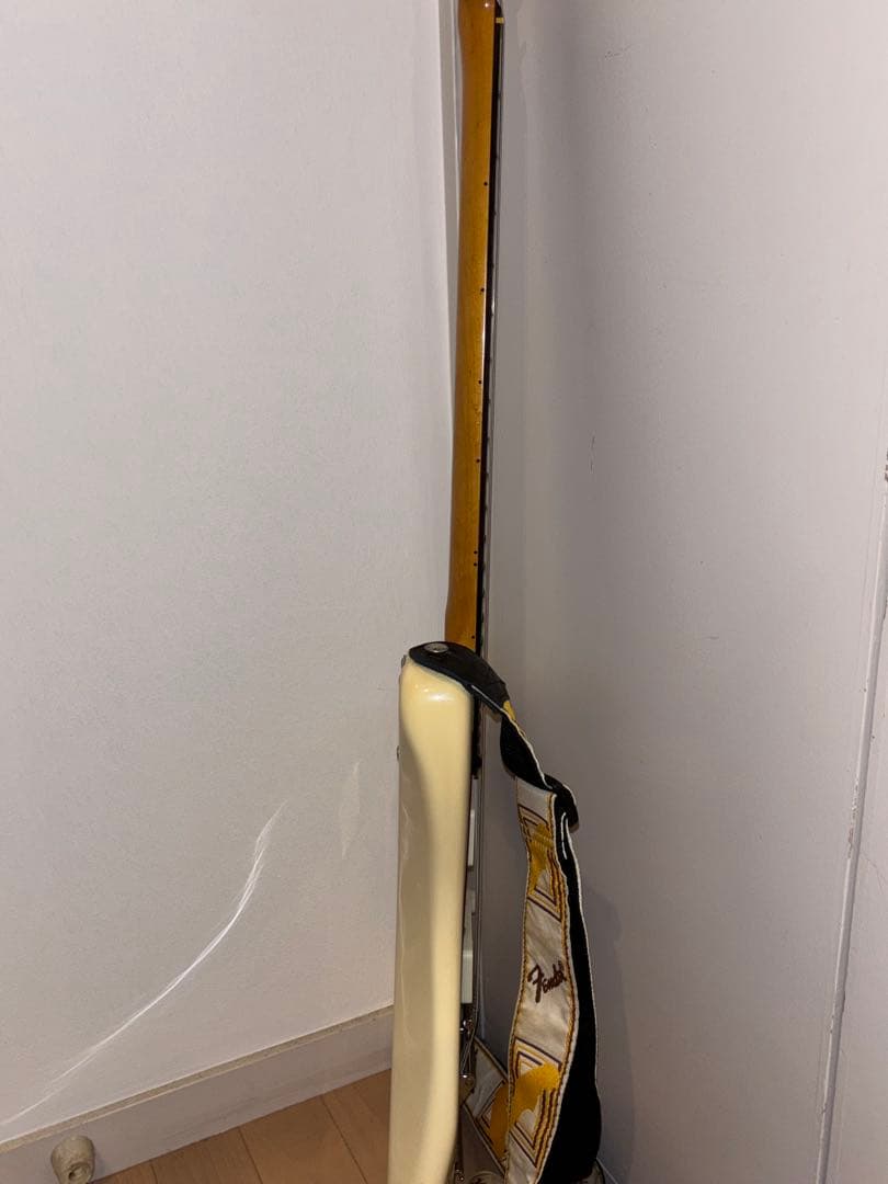 Fender Japan Jazzmaster クリーム