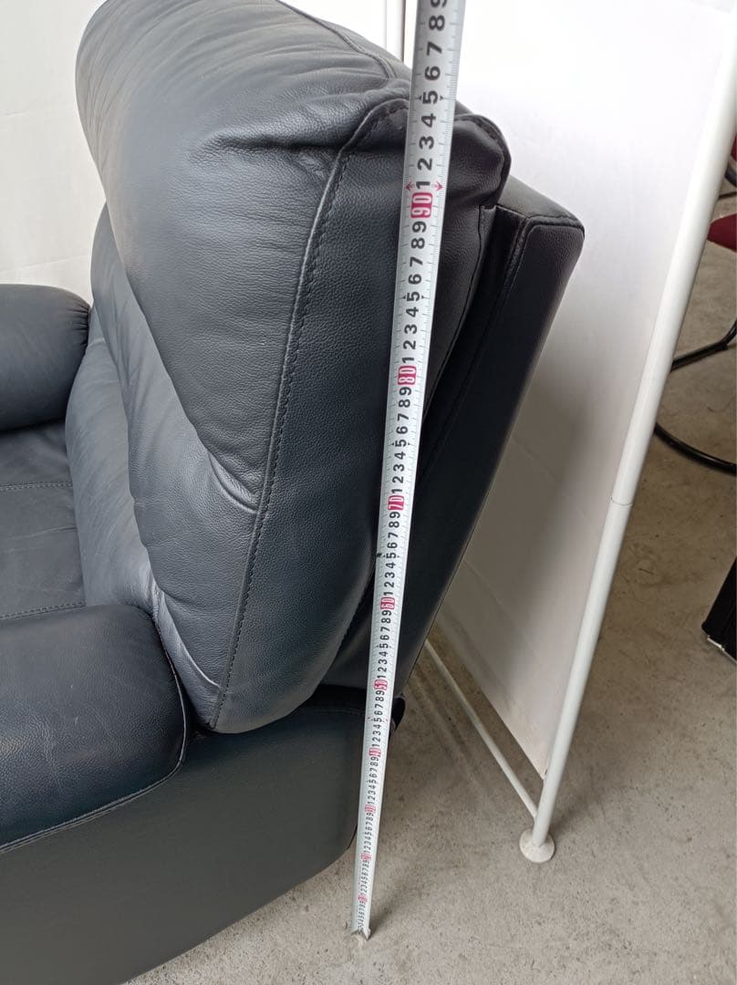 八6001【ニトリ】電動リクライニングソファ　ビリーバー　1人掛けソファ　本皮