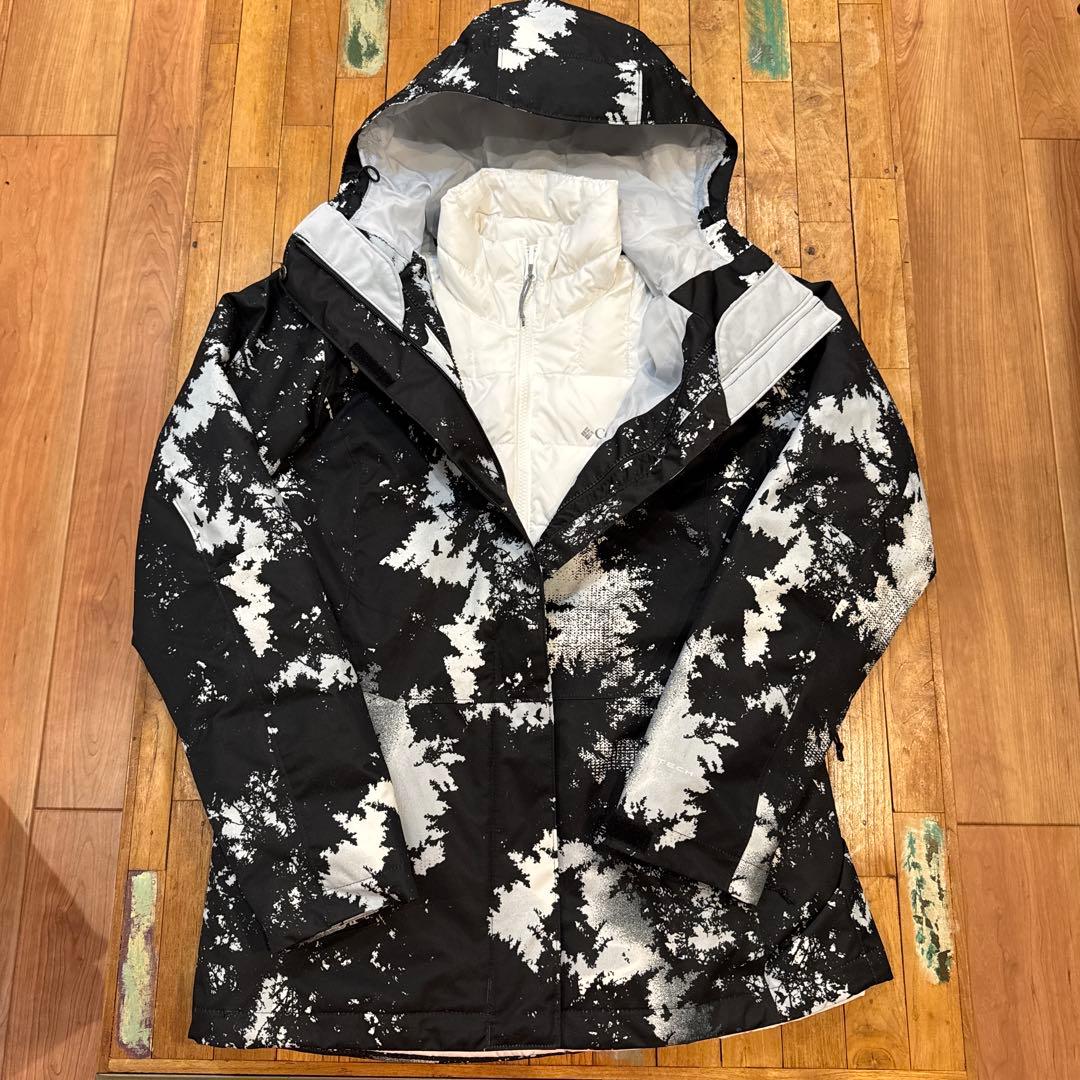 コロンビア　Columbia フード付きアウターウェア 黒白　インナーダウン