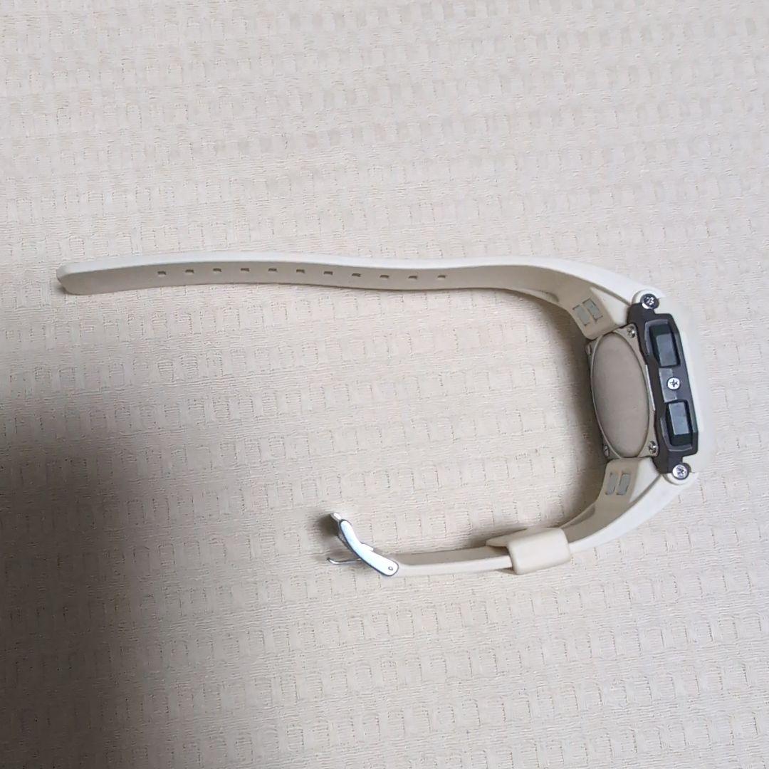 G-SHOCK g-8100 ホワイト