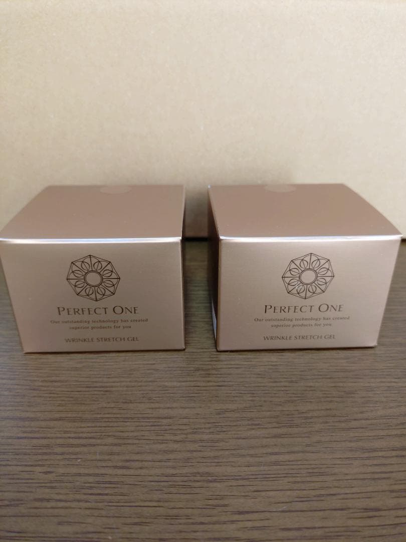 パーフェクトワン　リンクルストレッチジェルジェル 2個セット 12月下旬入荷