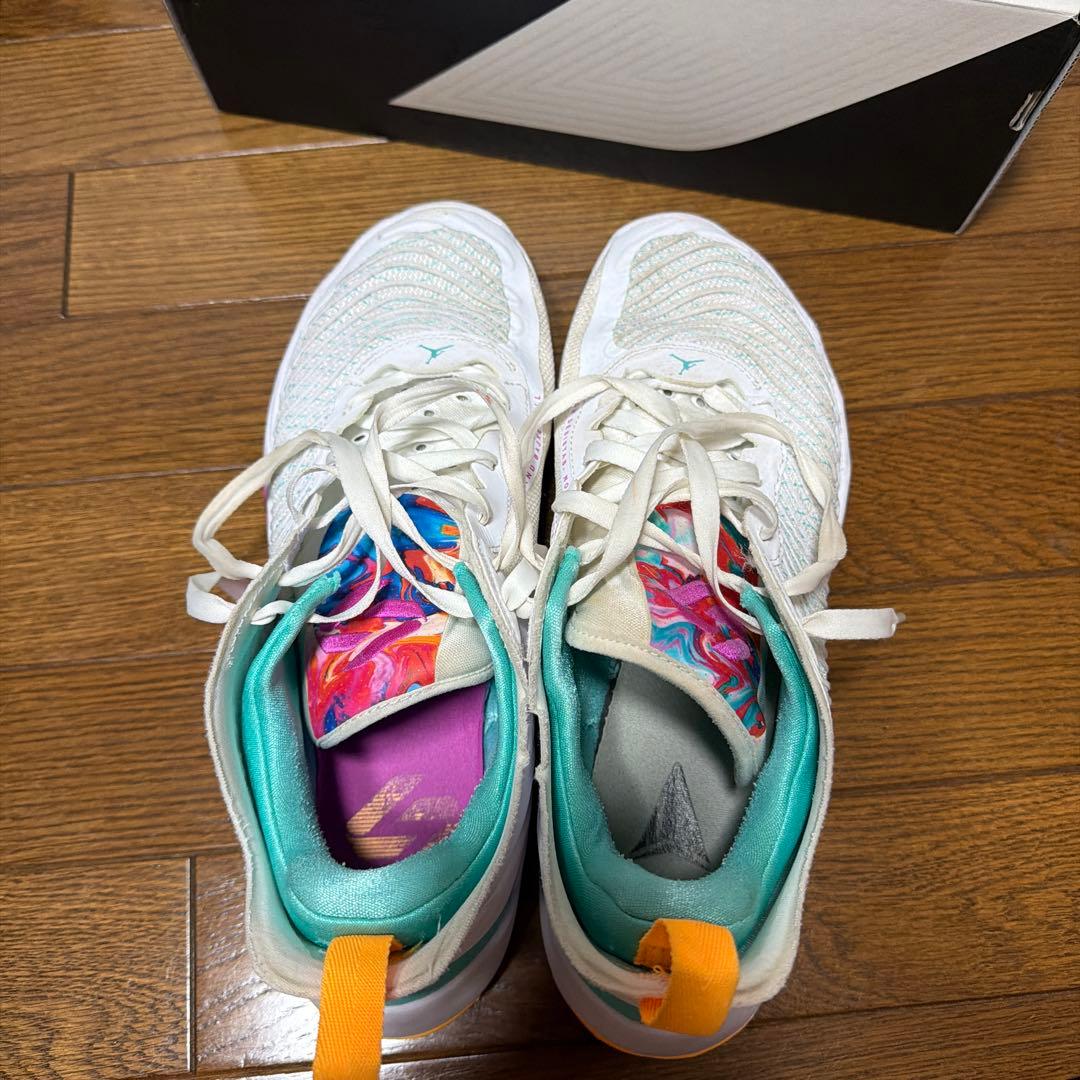 Jordan バスケットボールシューズ ホワイト/ピンク/ターコイズ