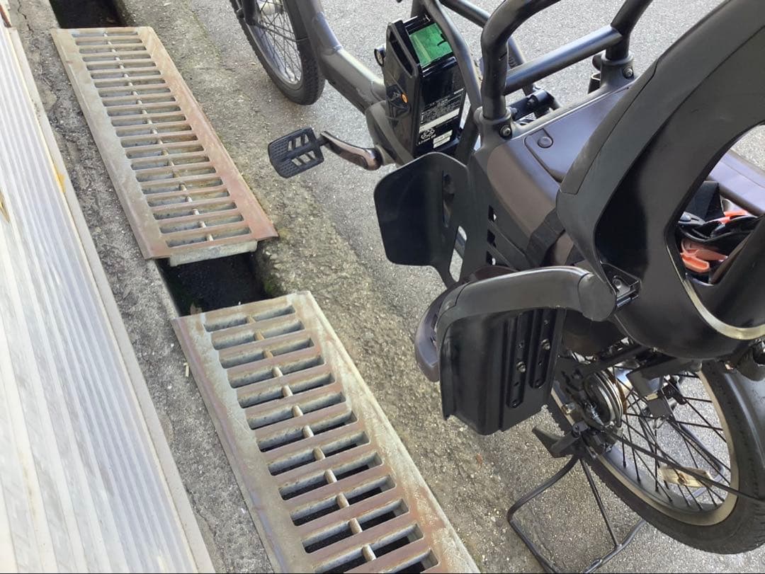 塵も積もれば山となる(バッテリー、充電器、後ろ子乗せ)無しです。