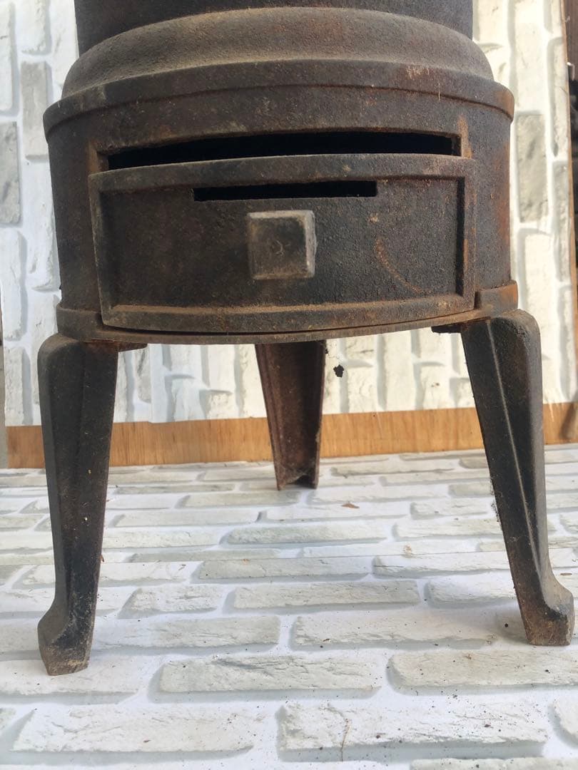 ストーブ フランス　鋳物 鉄製(A9)