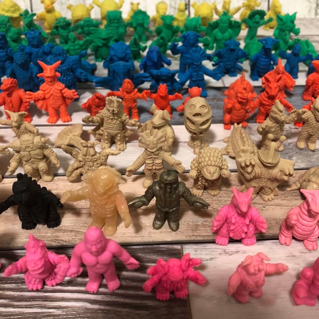 ウルトラ怪獣消しゴム　100体以上まとめ 大量　おまけ付き