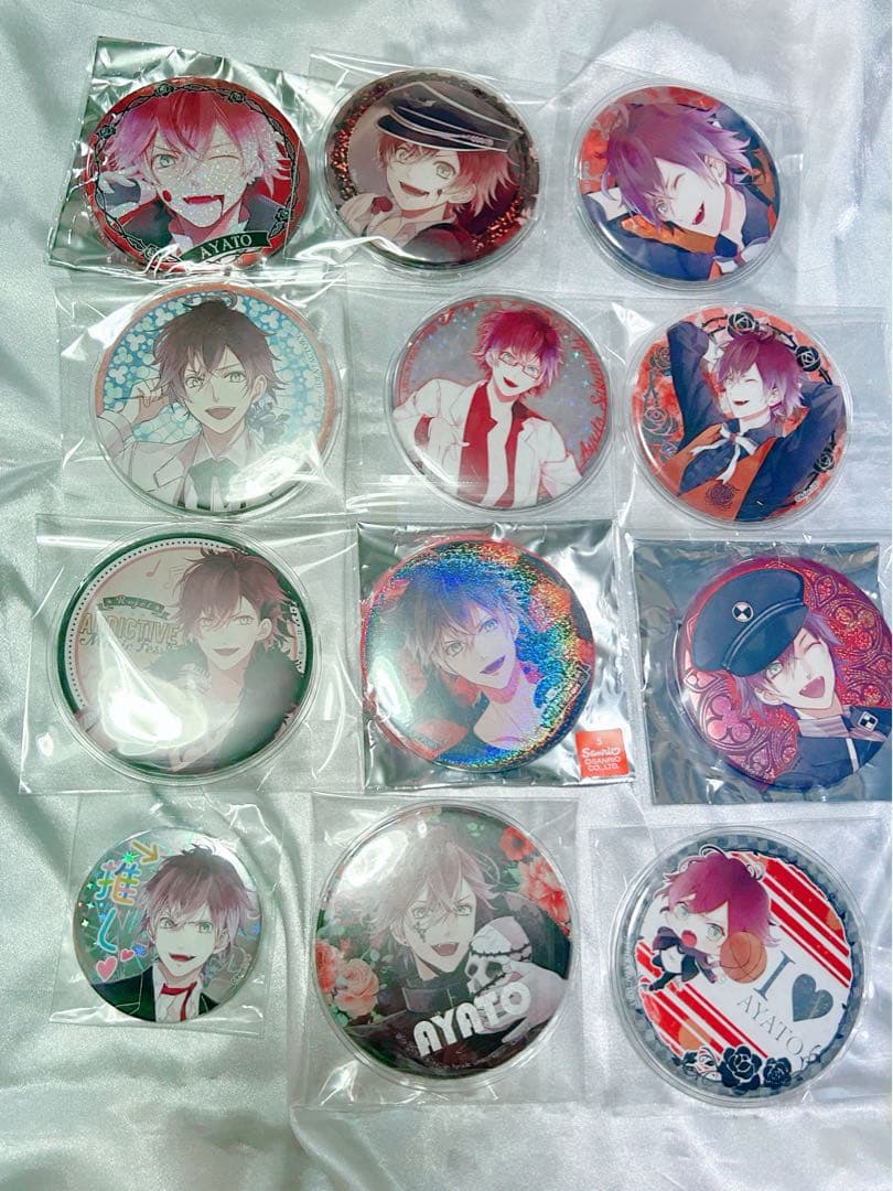 DIABOLIKLOVERS逆巻アヤト 缶バッジ,デスパレードリング他まとめ売り