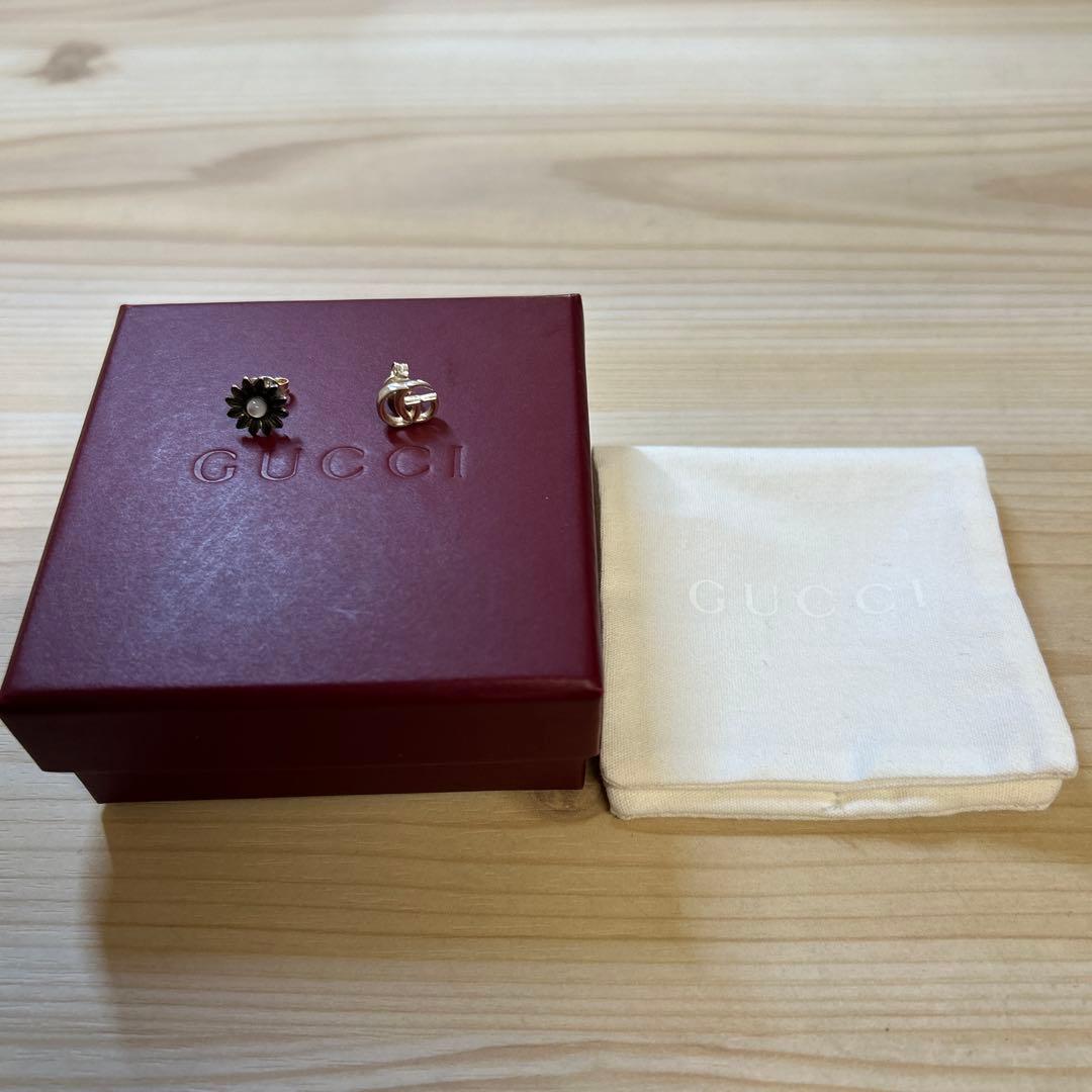 Gucci ピアス(両耳用) シルバー/ブラック