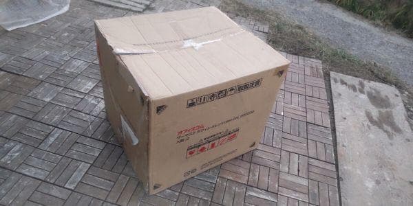 スタッキングチェア 2脚 肘付 ザーマスII　オレンジxホワイト オフィスコム