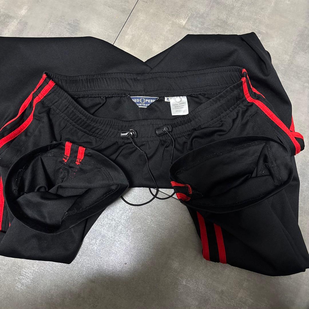 FRED PERRY フレッドペリー ジャージ パンツズボン M 黒 ブラック赤