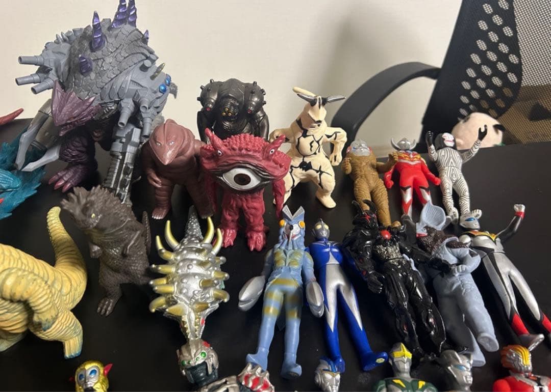 ウルトラマンシリーズ 怪獣フィギュア 72体セット