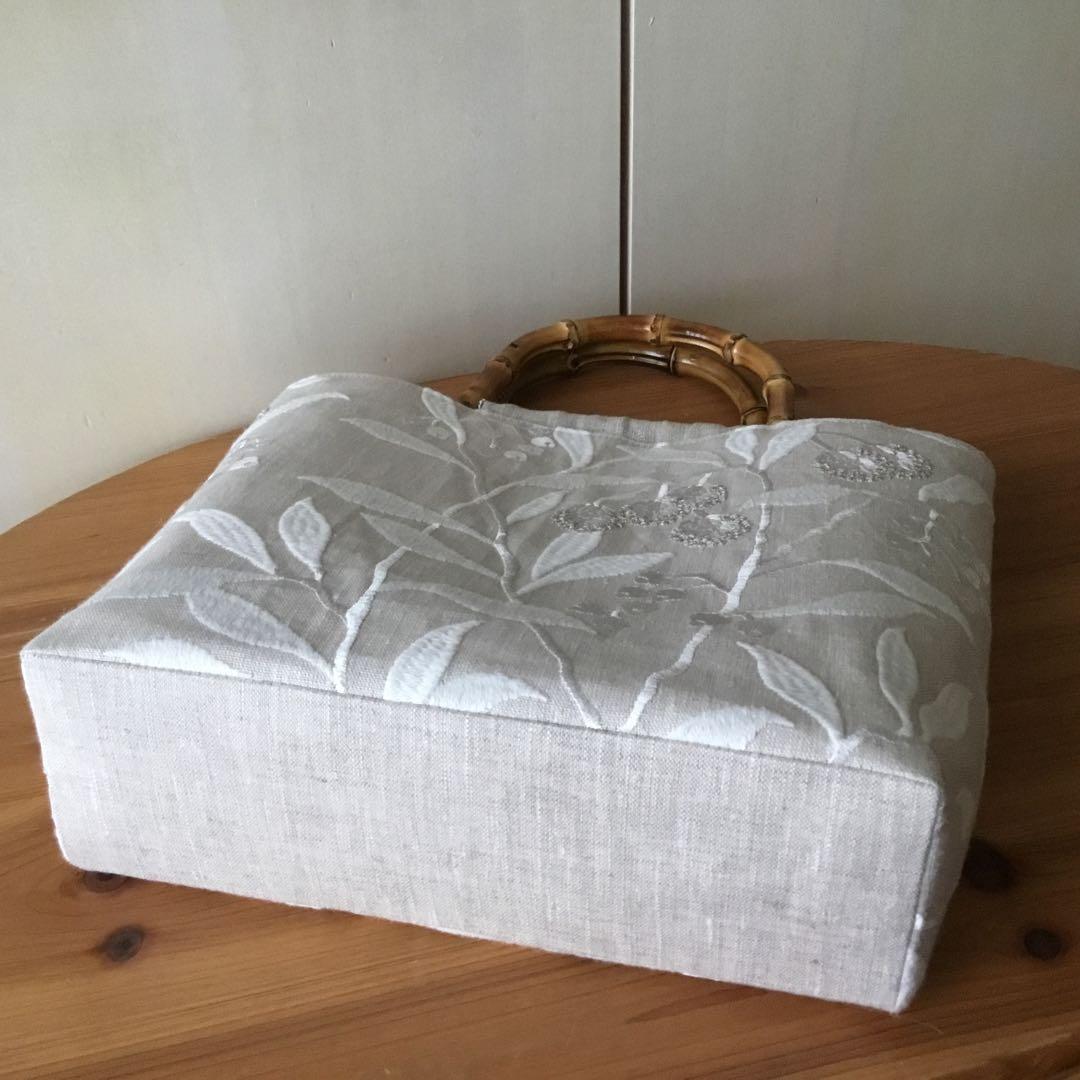 ピュアモリス♣︎Arbutus Embroidery♣︎ハンドメイドバッグ