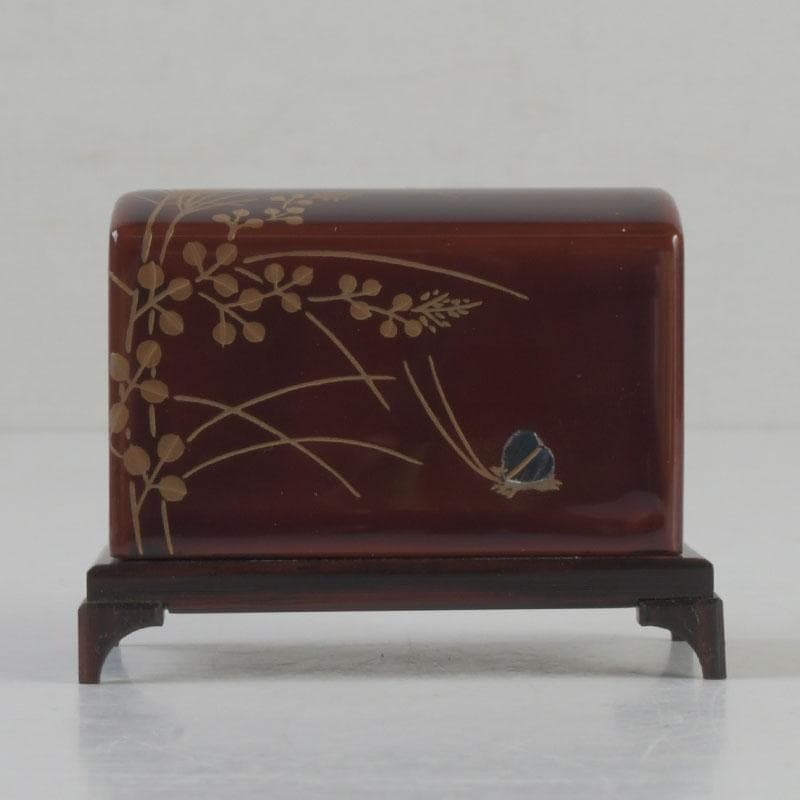 茶道具　田中宗凌作　溜塗　螺鈿装飾　萩に虫蒔絵　虫籠香合　共箱　V　9777