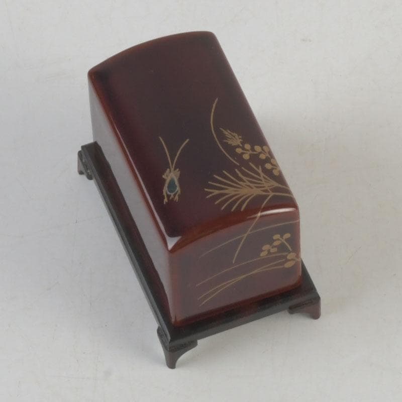 茶道具　田中宗凌作　溜塗　螺鈿装飾　萩に虫蒔絵　虫籠香合　共箱　V　9777