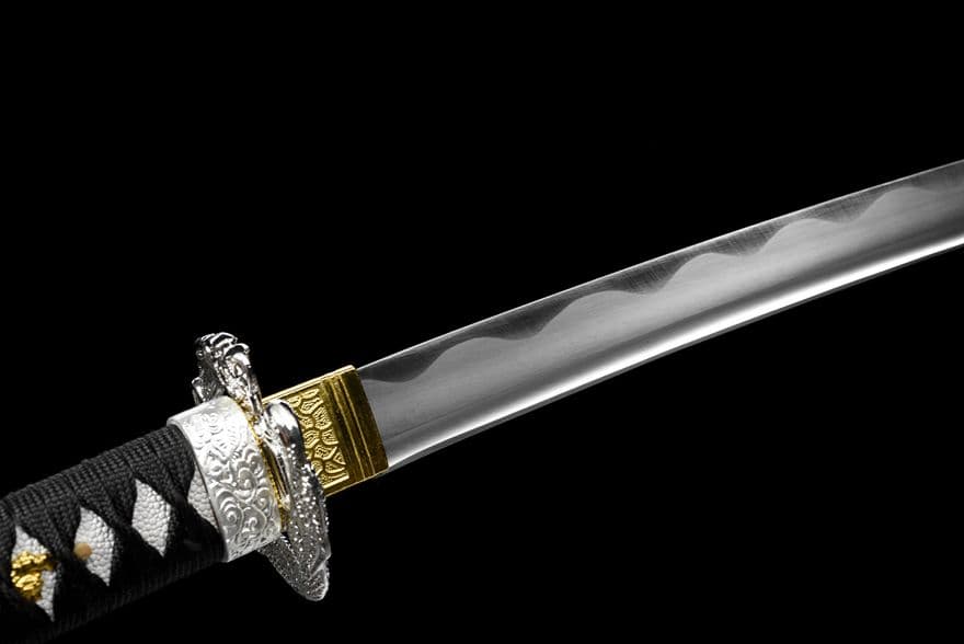 武具　刀装具　日本刀　模造刀   居合刀 銀竜武士刀（炭素鋼）