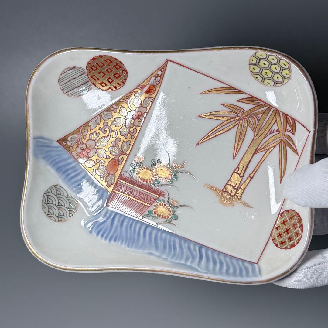 幕末〜明治期　古伊万里　色絵丸文様陽刻四方角皿　五枚　裏赤絵七宝文様　器を楽しむ
