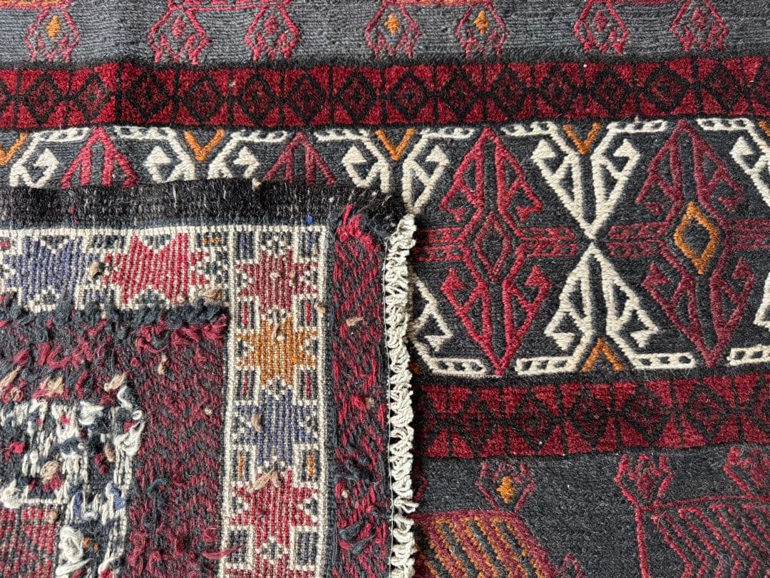 トライバルラグ ヴィンテージ家具 210×126cm 手織り 絨毯 カーペット