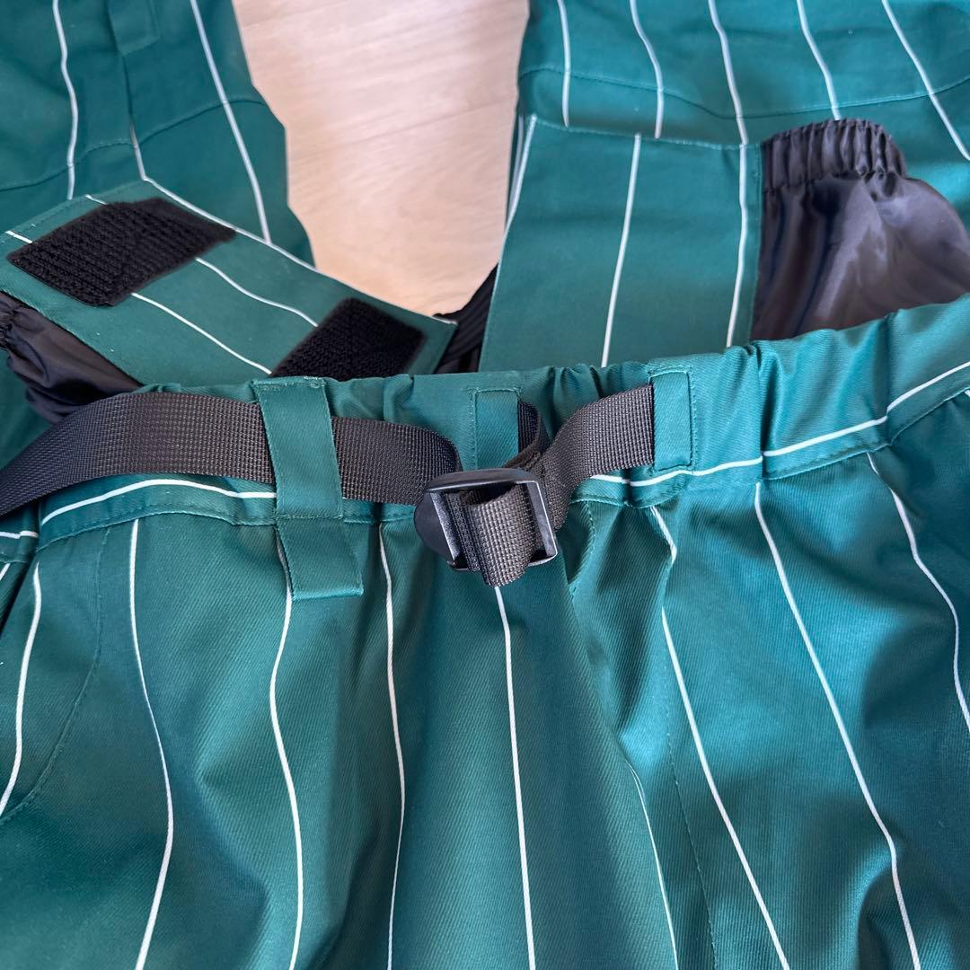 スノーボードウェアー　Sサイズ　美品