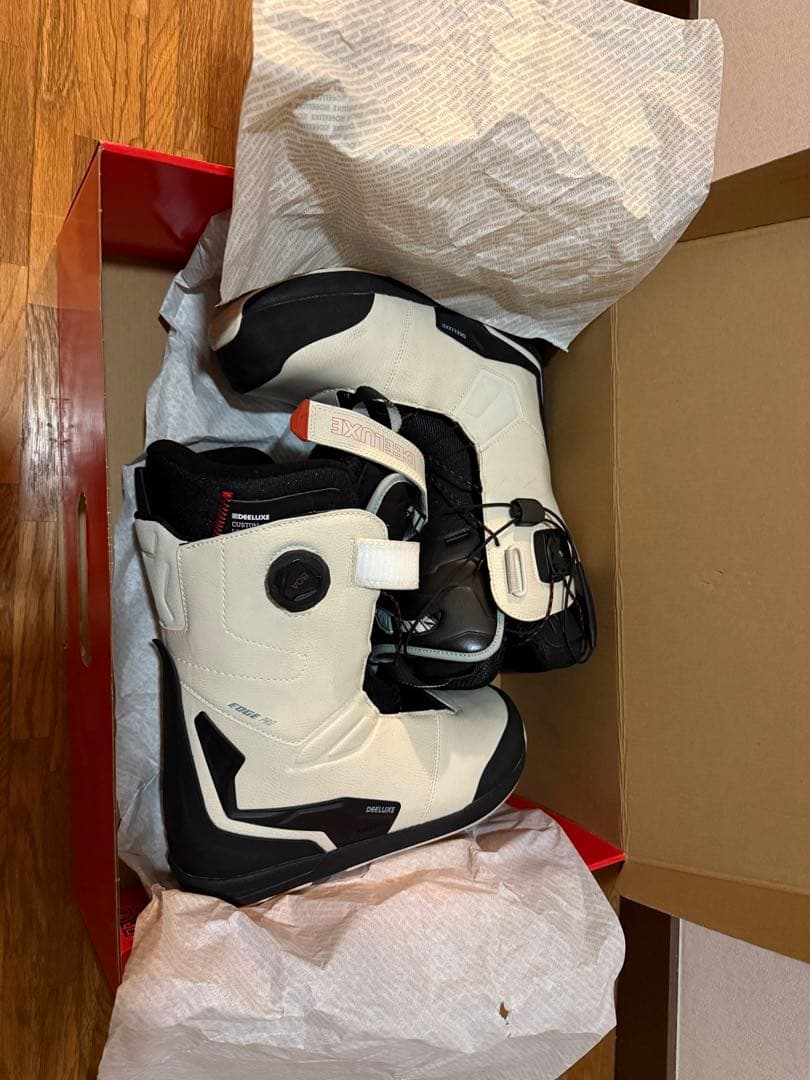 DEELUXE スノーボードブーツ ホワイト/ブラック