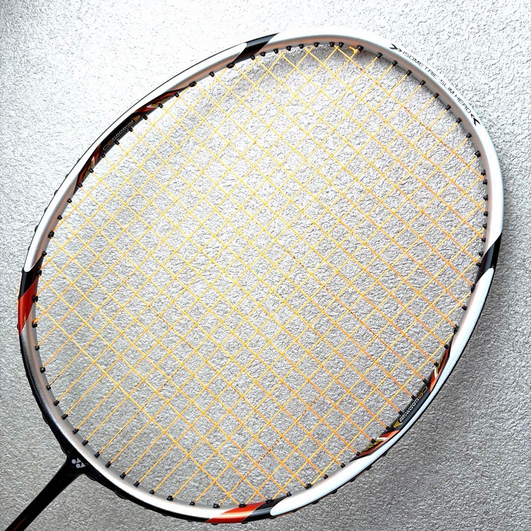 【極美品】YONEX ARCSABER 8 DX 3UG4 廃盤②