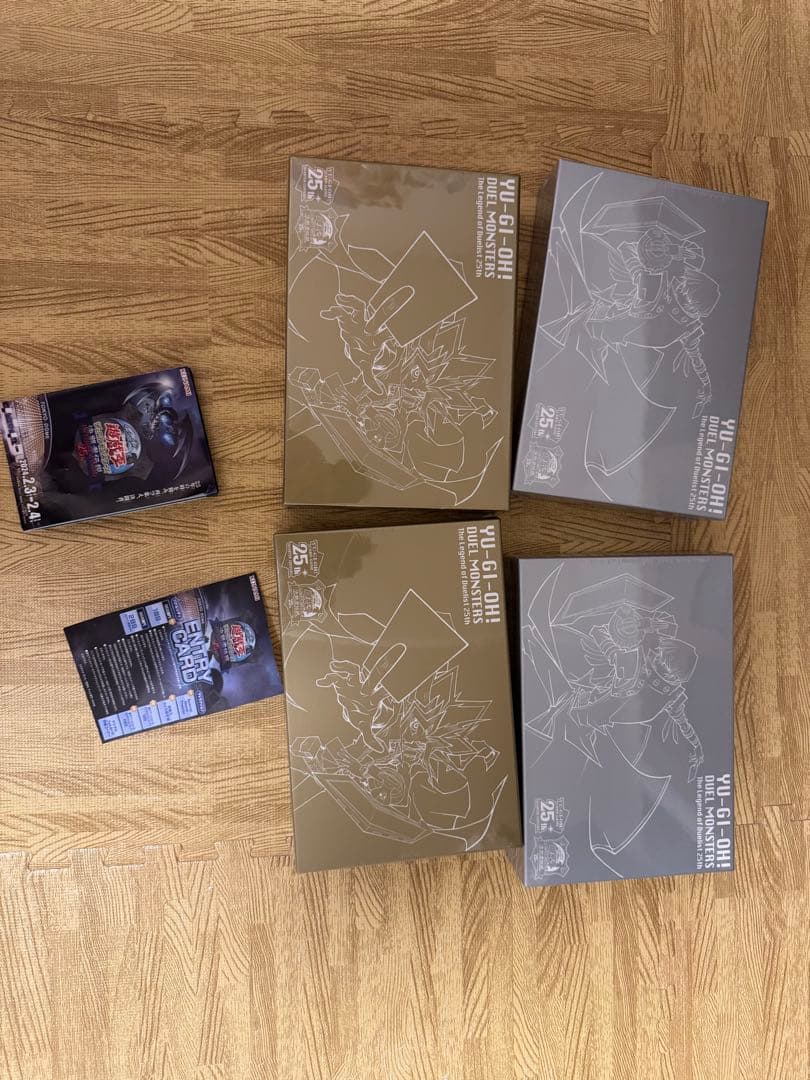 遊戯王OCG 25周年　決闘者伝説　全セット+ブルーアイズ、ブラマジ額縁入り