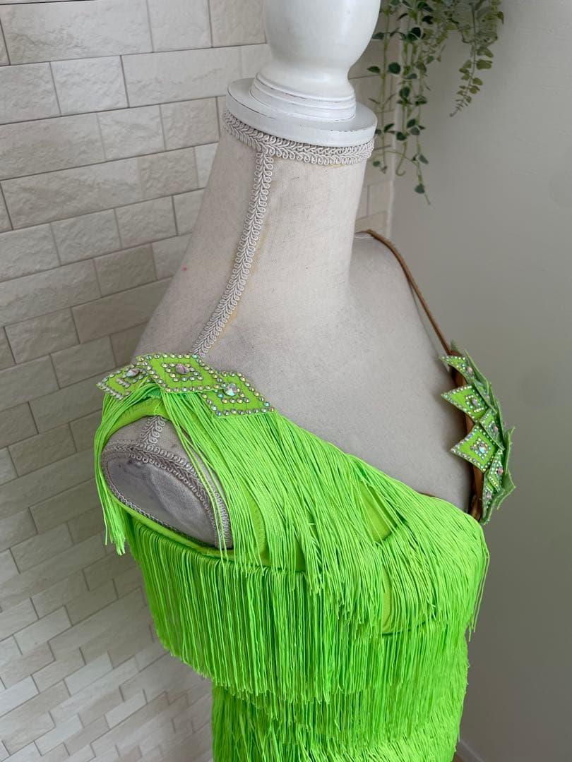社交ダンス　ドレス⭐️ラテンドレス⭐️ネオンライムグリーンー　フリンジドレス