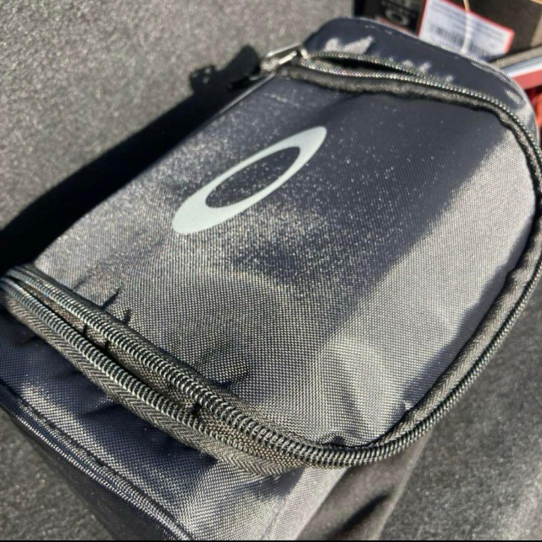 新品未使用　オークリースノーゴーグル　　フォールラインM　オークリーゴーグル