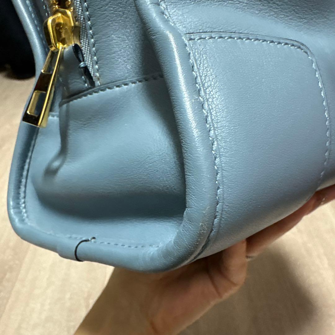 LOEWE アマソナ28 ブルー　水色　くすみブルー