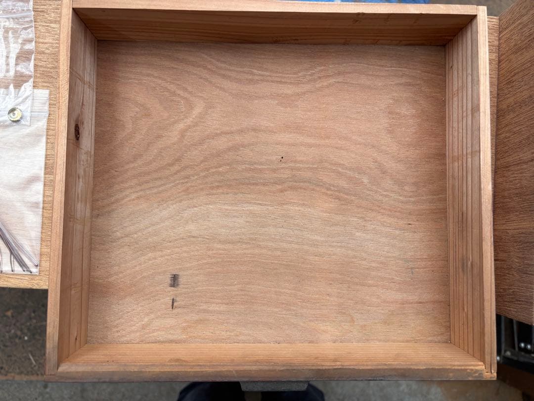 時計風防がたくさん入った小引き出し　5杯　時計部品　針　腕時計　デッドストック