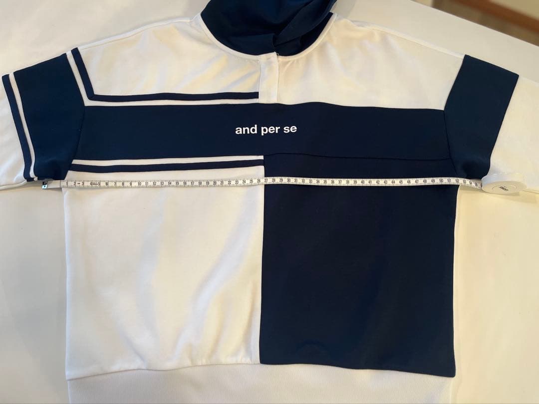 アンパスィ　and per se フーディー ネイビー/ホワイト