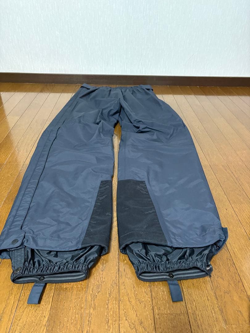 ノースフェイス　国内正規品ゴアテックス　スキーパンツ　サイズ　LL 1度のみ着用