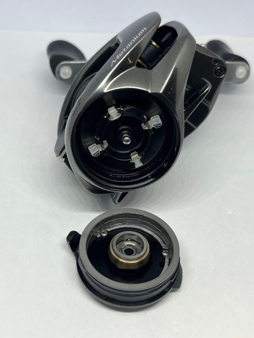 シマノSHIMAMOベイトリール20 メタニウム HG LEFT