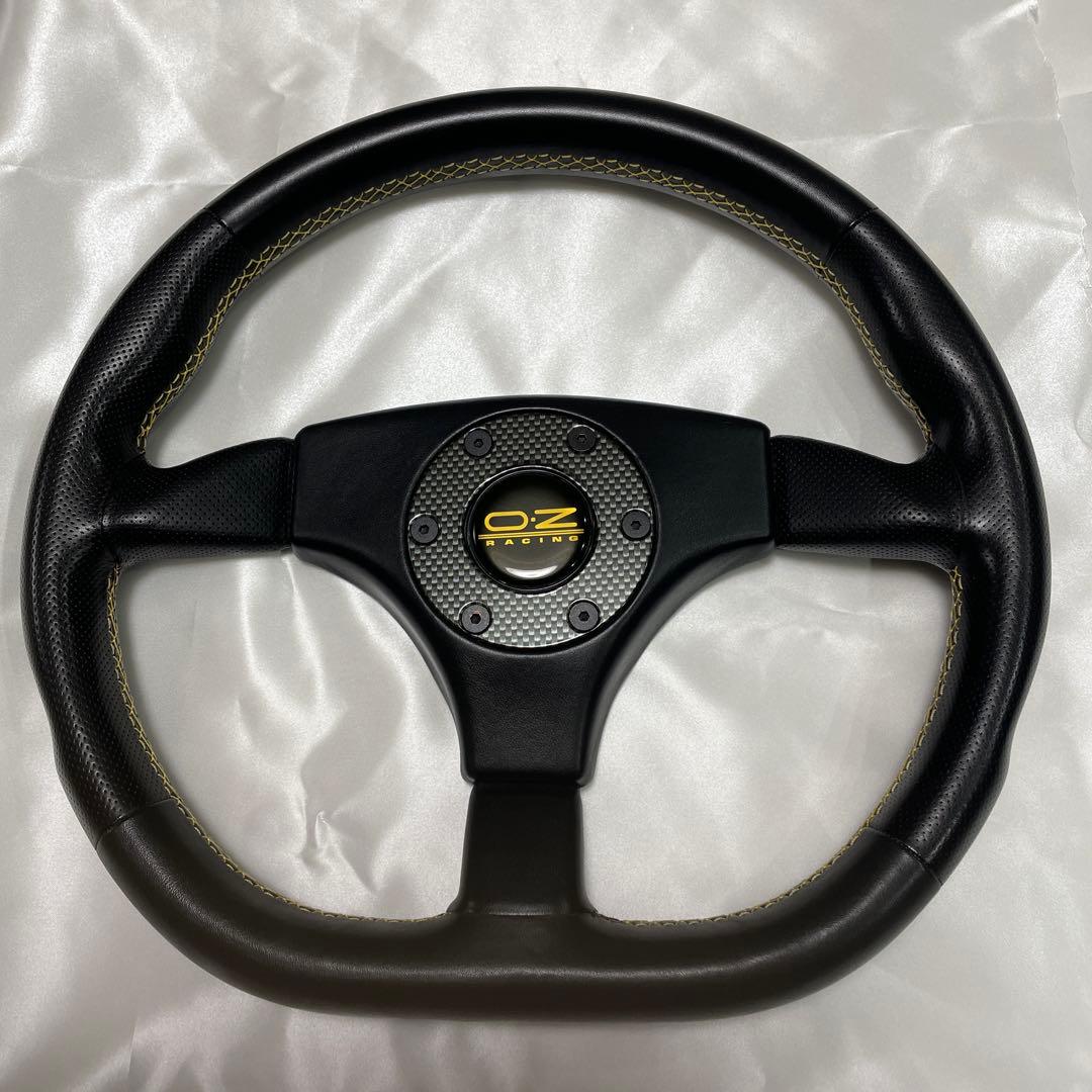 O.ZRacingスポーツステアリング 本体35 ナルディ製