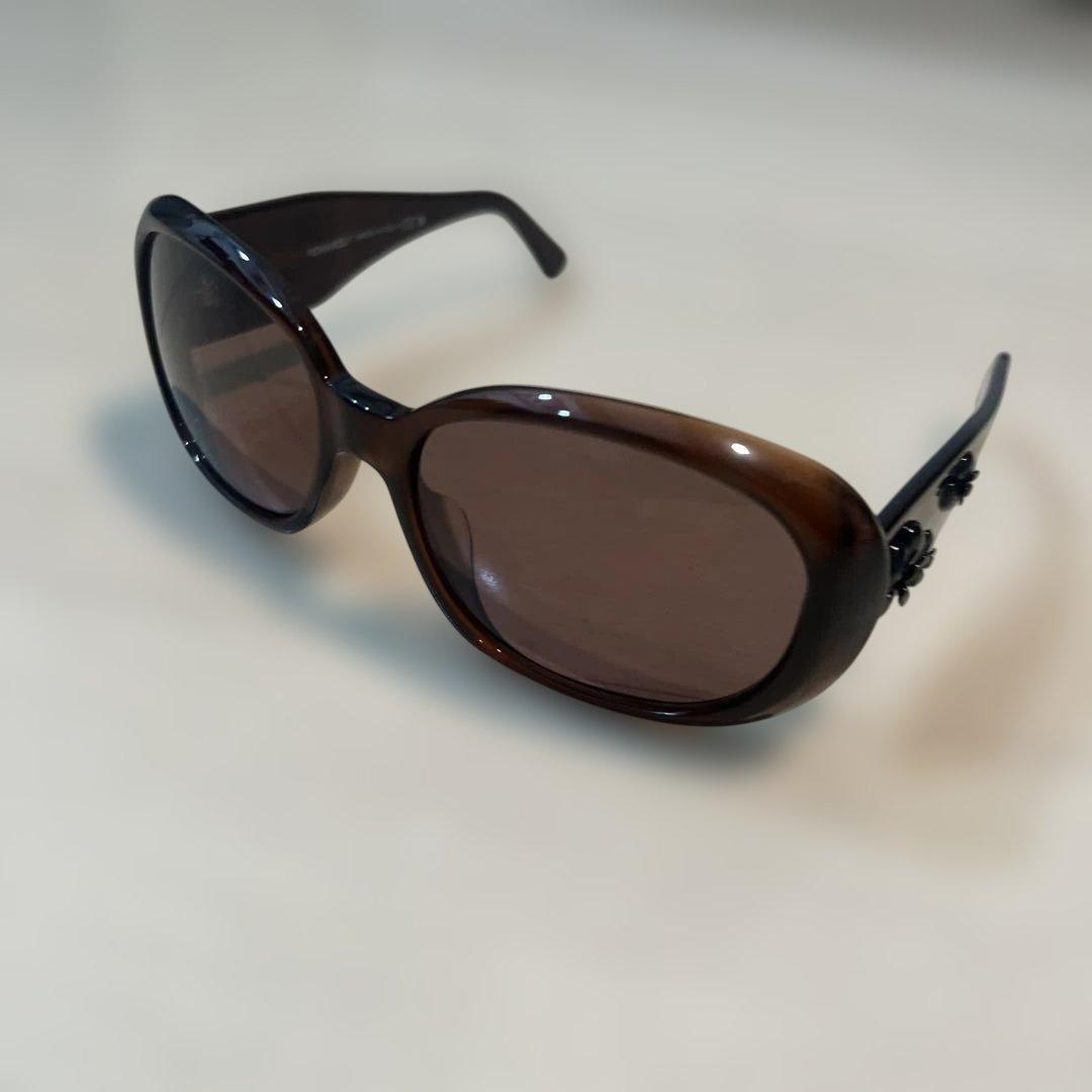 シャネルサングラス　ココフラワー　ブラウン