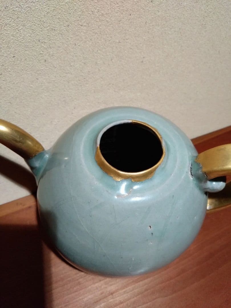 高麗青磁 線刻 水柱