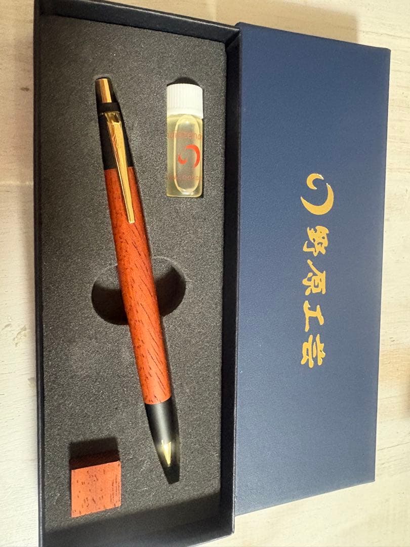 木製ボールペン