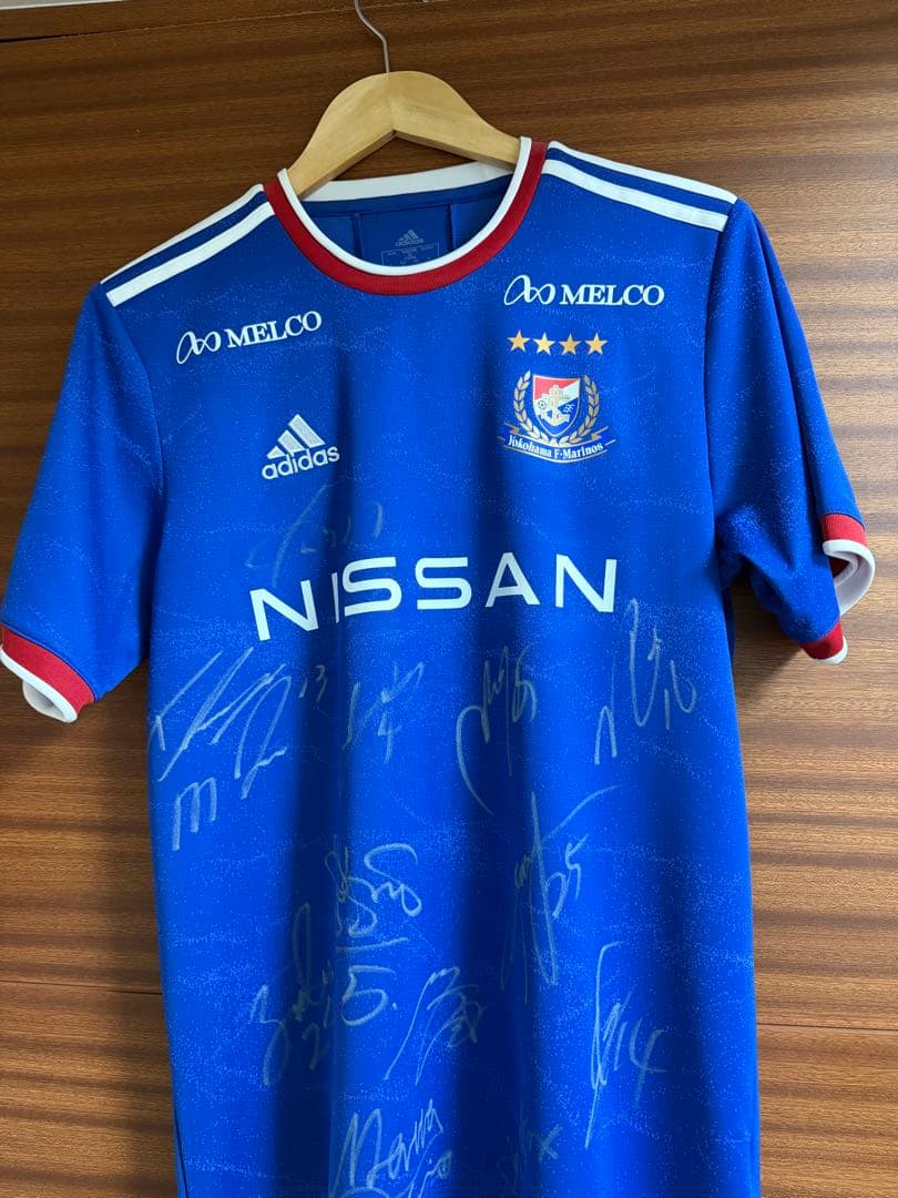 横浜F・マリノス　2021 サイン入り　ユニフォーム