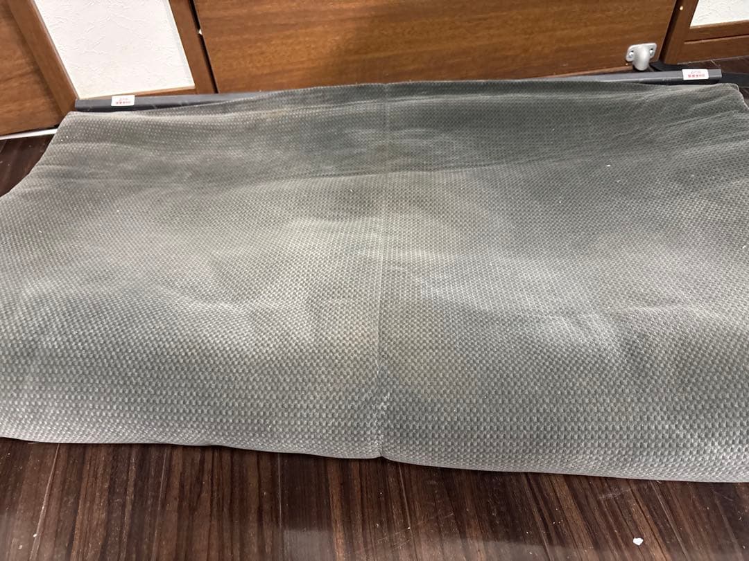 鉄道部品　JR東日本 209系 優先席　ロングシート　座面