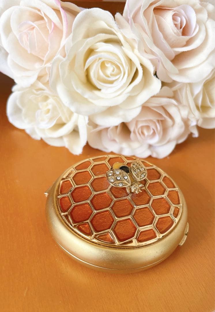 ☆超希少☆エスティーローダー　クリスマス限定　メダル　コンパクト　コレクション