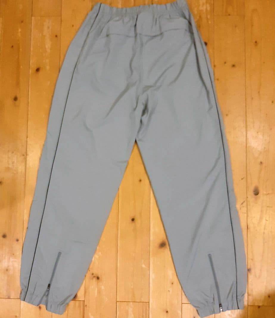 美品 ATHLETA アスレタ ピステ上下 セットアップ グレー フットサル