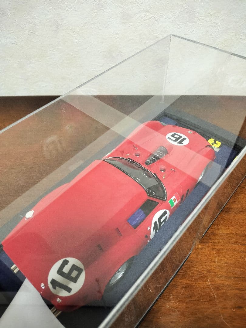 ルックスマート1/18 フェラーリ250GT ブレッド.バン 1962ル・マン