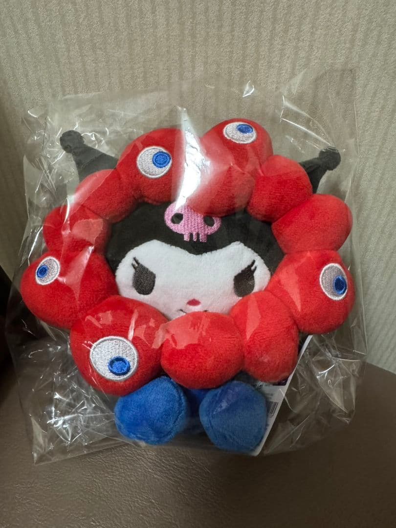 なりきりぬいぐるみ　ミャクミャク　クロミ　サイズM